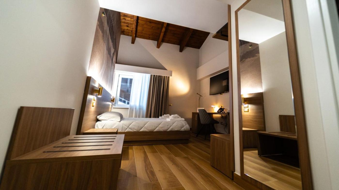Hotel Pierfaone Abriola Екстериор снимка
